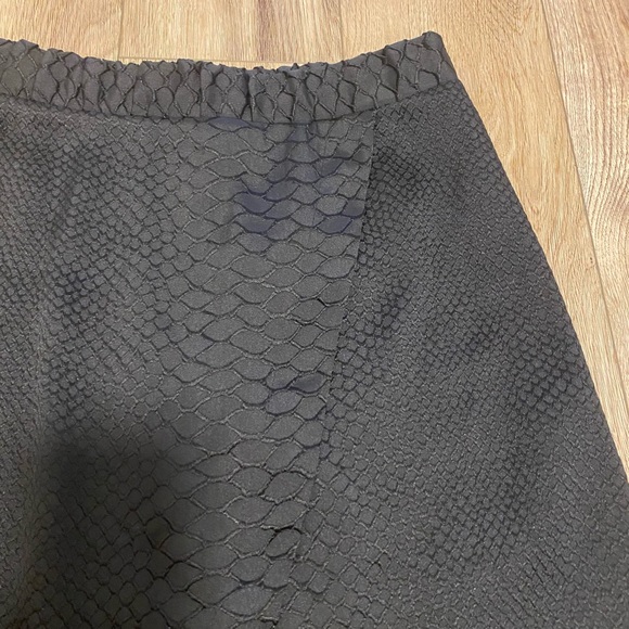 Topshop Black Snakeskin Asymmetrical Wrap Skirt - Picture 2 of 5